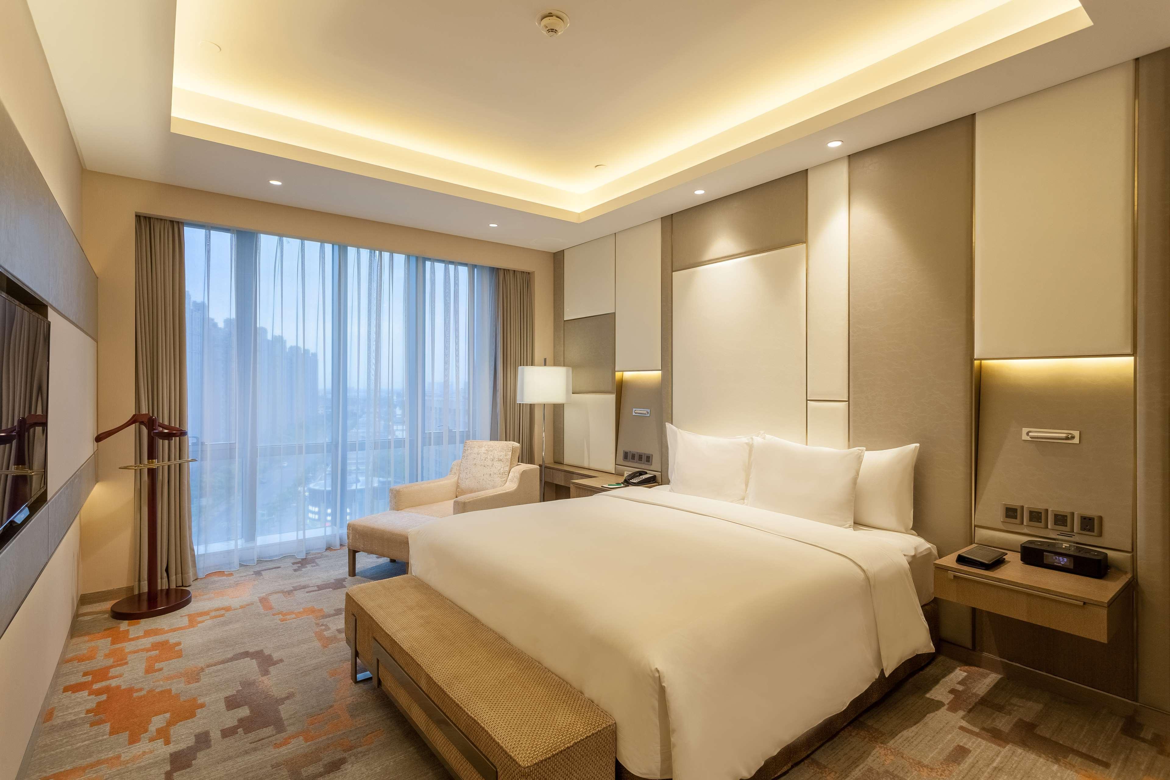 Radisson Exhibition Center Shanghai Exterior photo